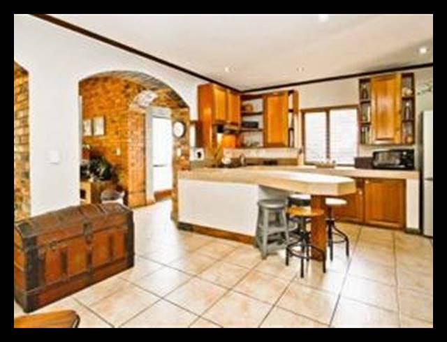 3 BEDROOM CLUSTER FOR SALE IN GLEN MARAIS